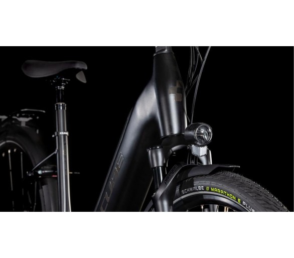 Cube Supreme Hybrid Comfort SLX 625 black´n´metal (2025)